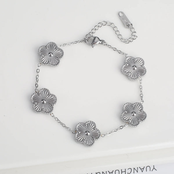 Chic Adjustable Clover Bracelet